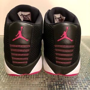 JORDAN HORIZON LOW SNEAKER